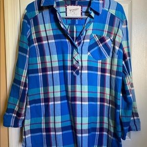 Flannel shirts, various sizes. Arizona & Old Navy.